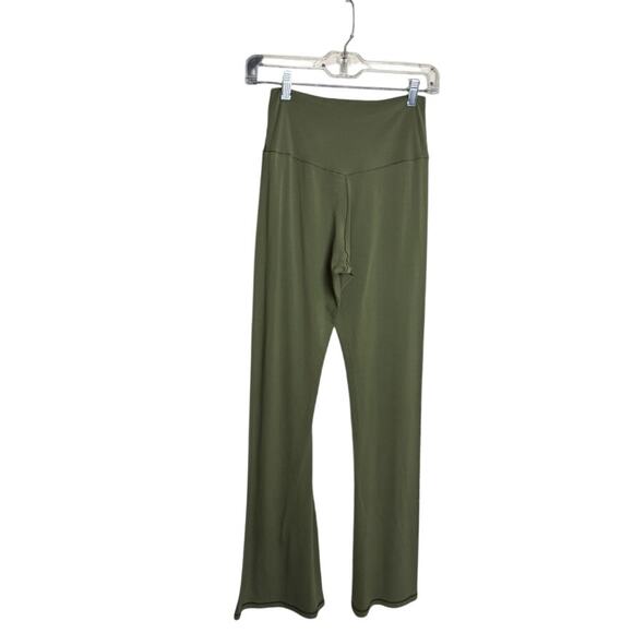 Offline by Aerie Flare High Rise Green L Overlap Waistband - Picture 4 of 5